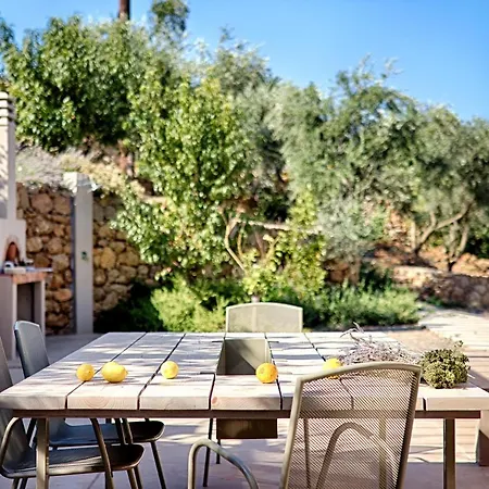 شقة فندقية Euphoria Estate Messinia 4*