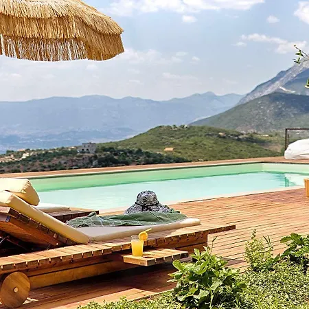 Euphoria Estate Messinia Avía