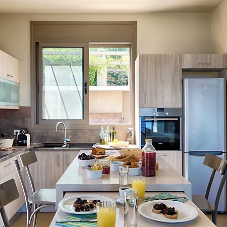 Euphoria شقة فندقية 4*